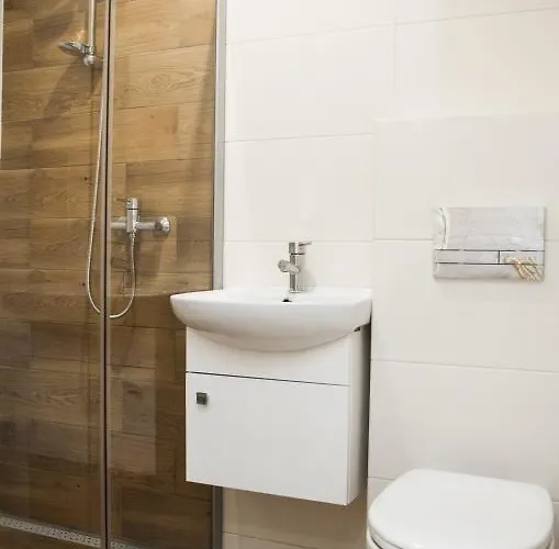 Przystanek Nyaraló Sarbinowo